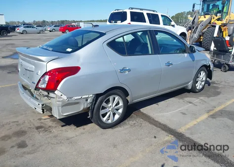2014 Nissan Versa 1.6 Sl z USA, uszkodzony, nr VIN 3N1CN7AP2EL856416